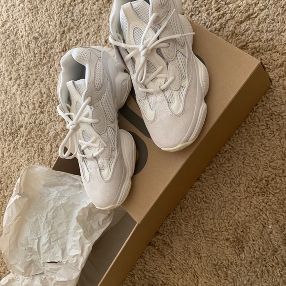 yeezy 500 - Picture 2 of 4